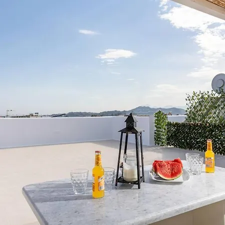 5 Star 3bdr, 2bth, Roofdeck, Naxos Town *