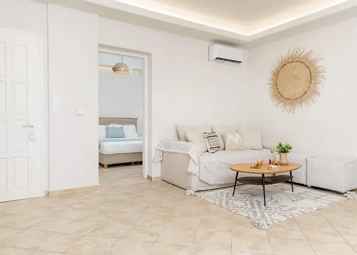 5 Star 3bdr, 2bth, Roofdeck, Naxos Town Holiday home Naxos City